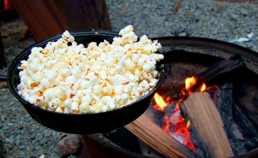 How to Make Campfire Popcorn Without a Pan