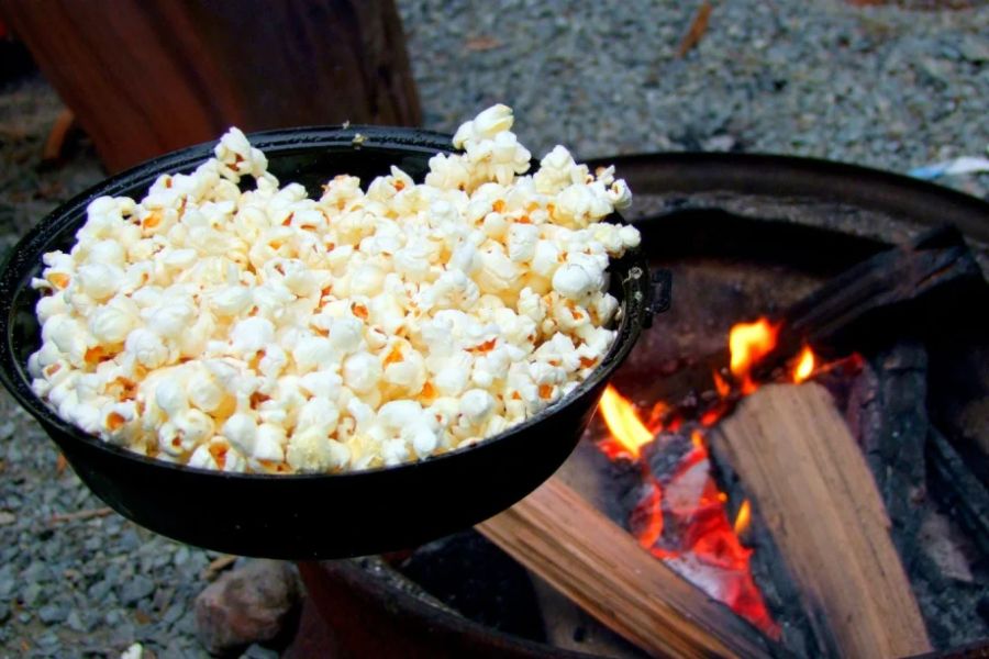 How to Make Campfire Popcorn Without a Pan