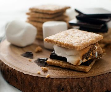 How to Make Unique Campfire S’mores with Different Chocolates and Toppings