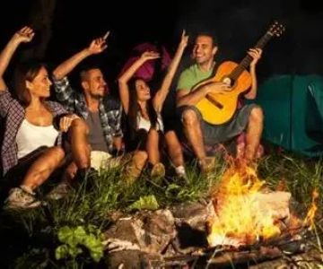 Best Campfire Songs for Beach Camping That Set the Mood