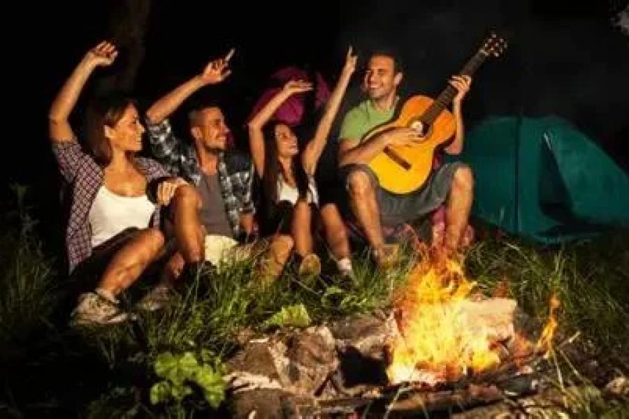 Best Campfire Songs for Beach Camping That Set the Mood