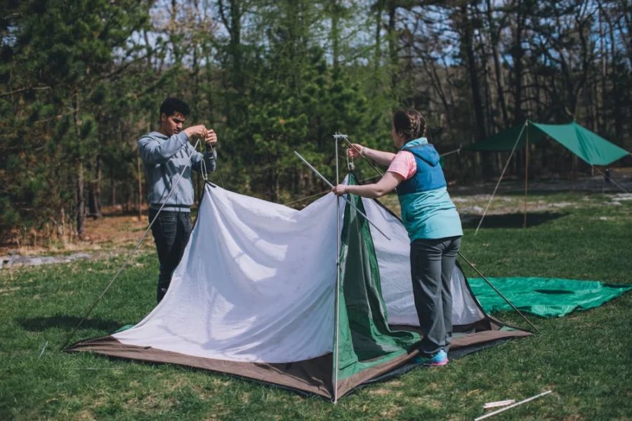 How to Set Up a Tent Quickly and Efficiently