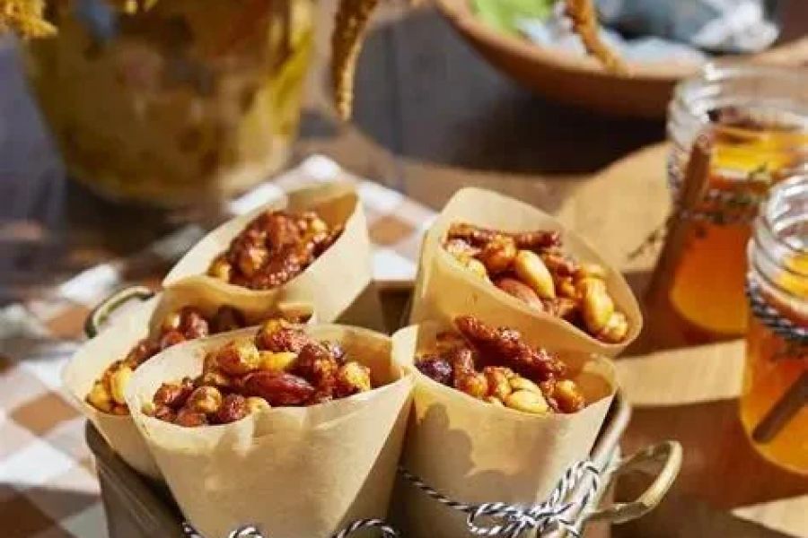 Best Campfire Snacks for Cold Weather to Keep You Warm and Satisfied