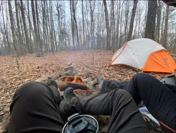 How to Build a Campfire on a Hilltop Safely and Effectively