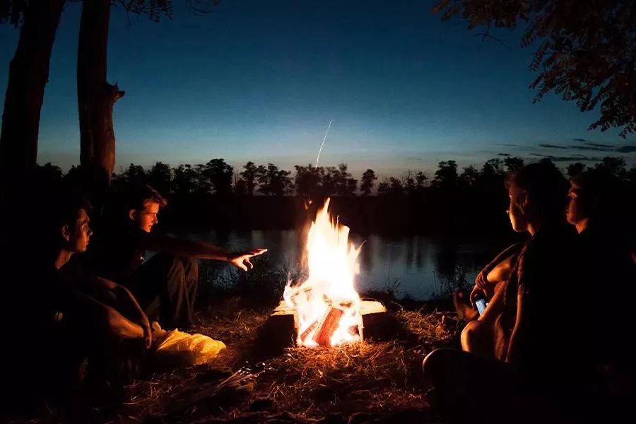 Campfire Safety Tips Every Camper Should Know