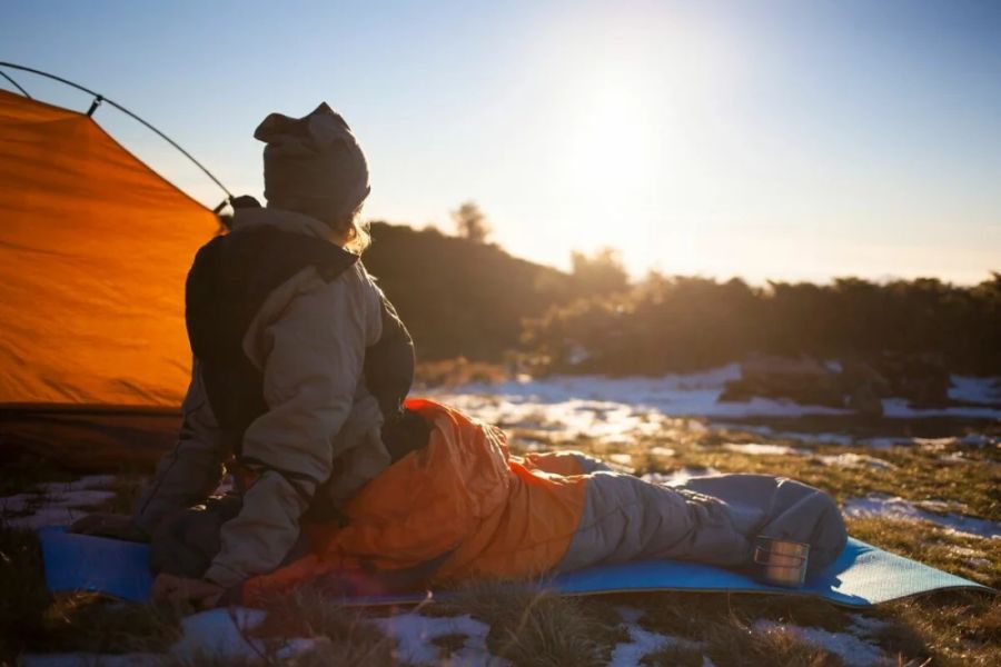 How to Stay Warm and Dry Camping in Fall and Winter