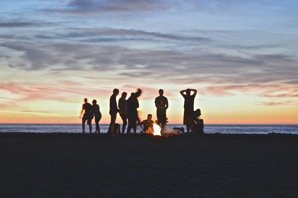 Best Campfire Songs for Beach Camping Nights That Create Lasting Memories
