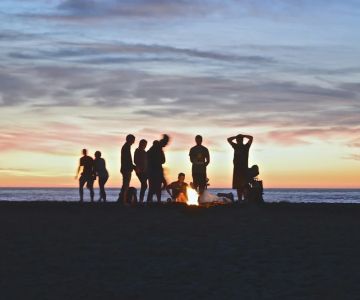 Best Campfire Songs for Beach Camping Nights That Create Lasting Memories