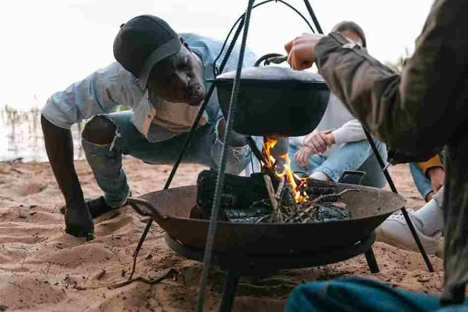 How to Build a Campfire in Dry Grasslands Safely and Responsibly