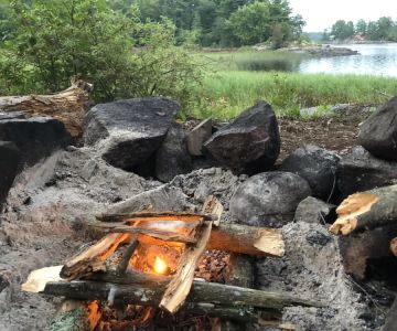 How to Build a Campfire That Leaves Minimal Environmental Impact