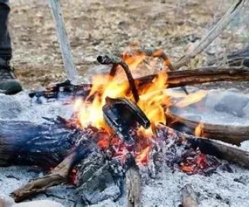 How to Build a Campfire in a National Park with Restrictions