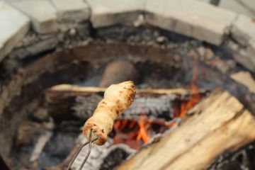 How to Make Campfire Breadsticks: A Complete Guide for Perfect Outdoor Cooking