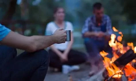 The Best Campfire Songs for Romantic Evenings