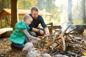 How to Build a Campfire in a Public Park Safely and Legally