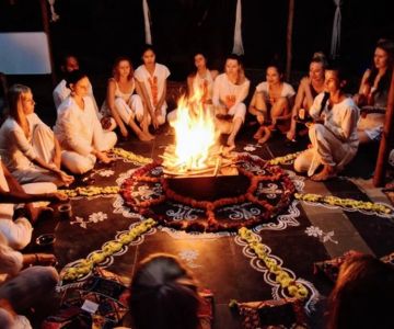 How to Create a Campfire Ritual for Relaxation