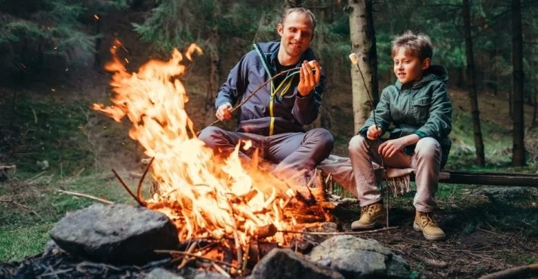 How to Handle Campfire Emergencies While Camping