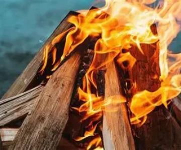 Campfire Etiquette: What Every Camper Should Respect