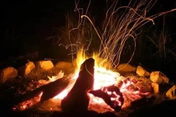 How to Use a Campfire to Signal Rescue Teams in an Emergency