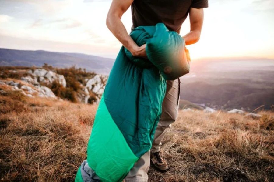 How to Choose the Right Sleeping Bag Temperature Rating for Any Trip