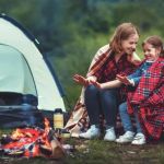 How to Use Campfire to Keep Warm While Sleeping Outdoors