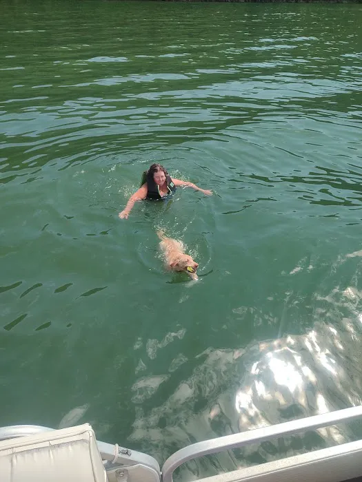 Lake Shore Campgrounds Picture 9
