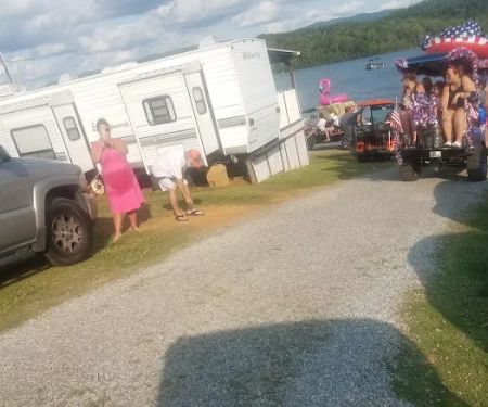 Fields Lakefront Campground