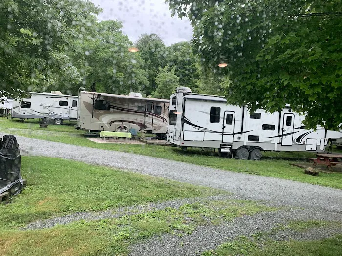 Vanderpool Campground Picture 8