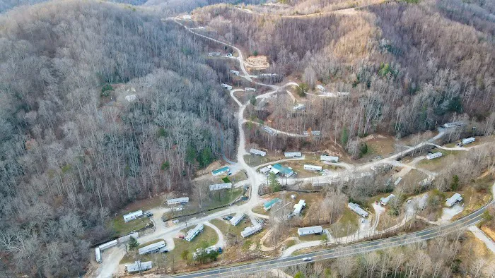 Triple J Park Mobile Home Park Picture 2