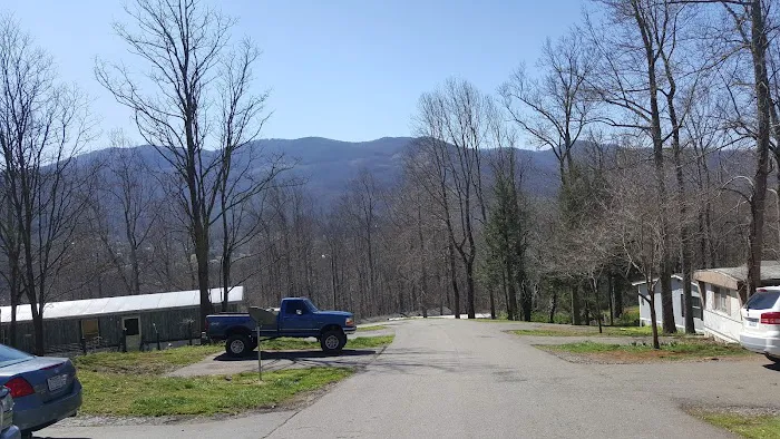 Forrest Hills Mobile Home Community Picture 5