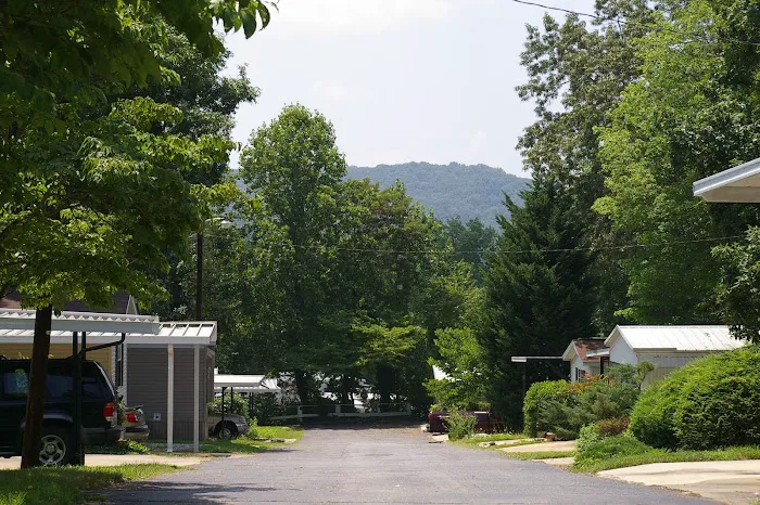 Scenic Community Picture 9