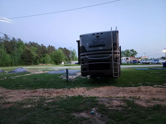 LumberJack RV Park Picture 9