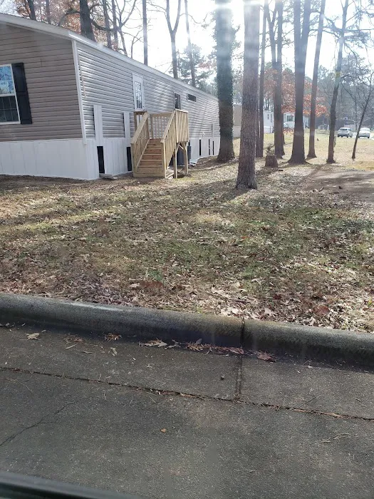 Rock Creek Village Picture 8
