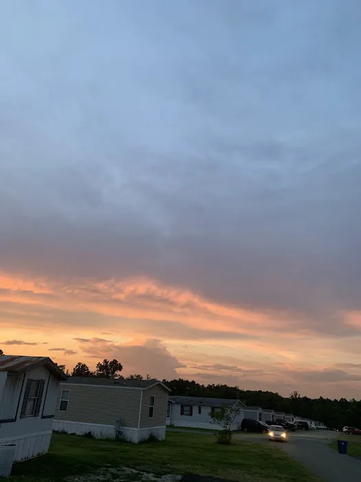 Burchwood Mobile Home Park Picture 7