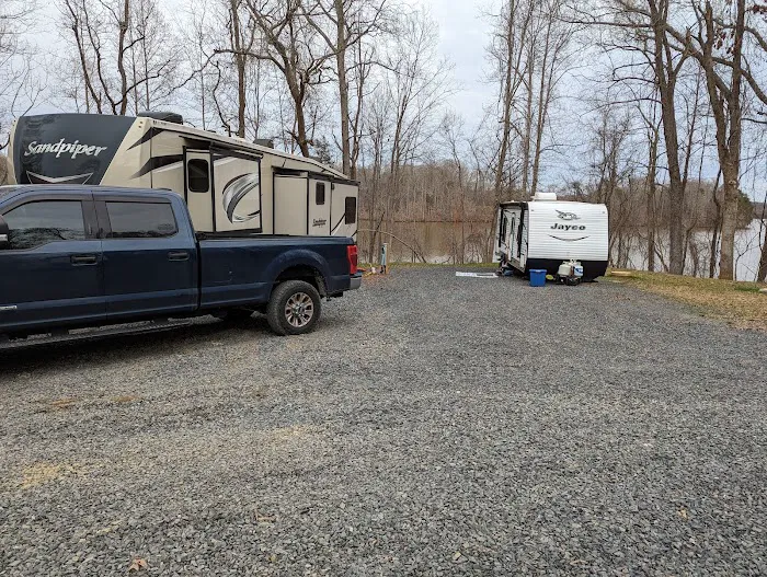 Lakeside RV Park Picture 1