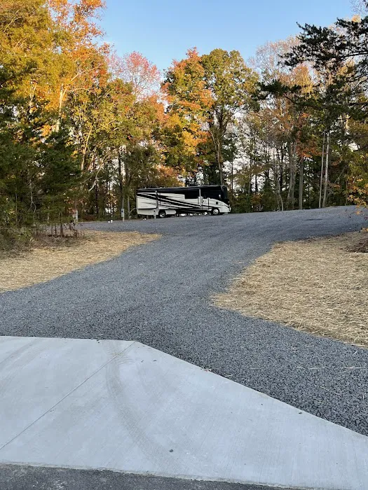 Lakeside RV Park Picture 5