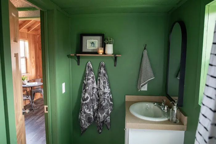 In The Pines RV & Cabin Village Picture 1