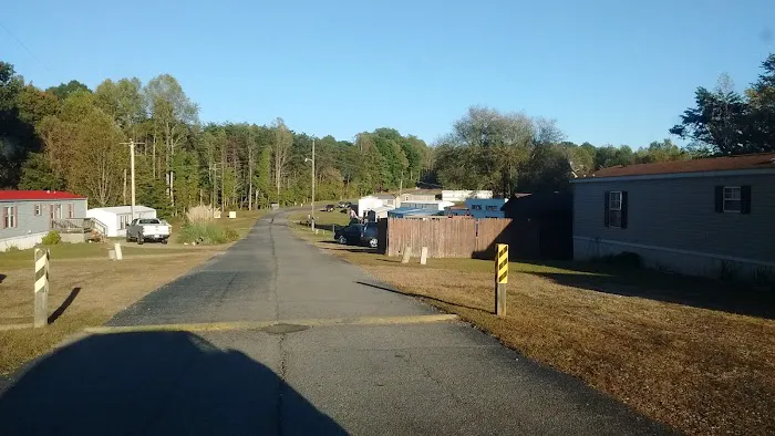 Kings Mill Court Picture 1
