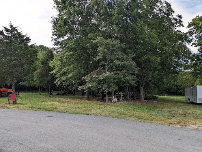 Southern Shade RV Park Picture 4