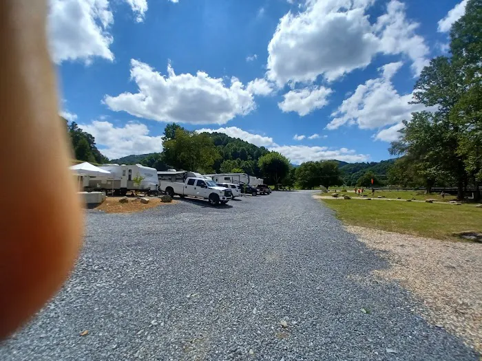 Sugar Hollow RV Park and Campground Picture 5