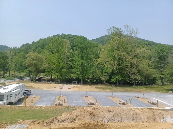 Sugar Hollow RV Park and Campground Picture 3