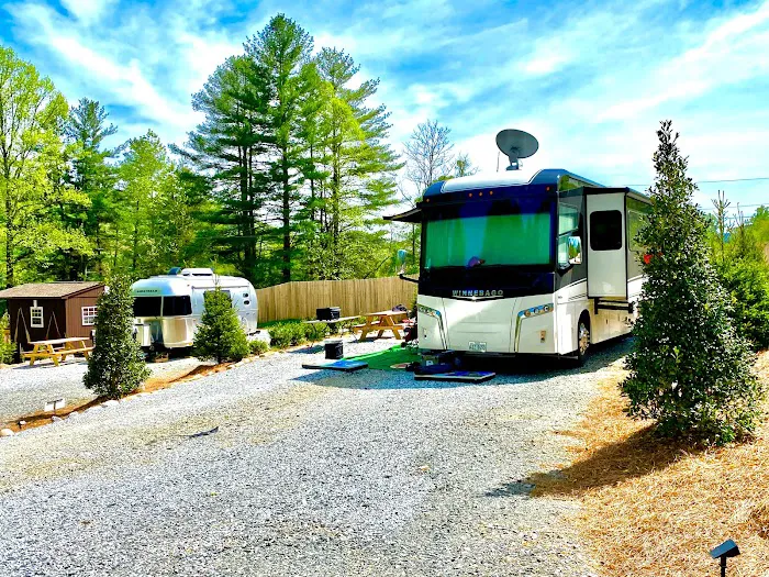 Land of Waterfalls RV Campground Picture 5