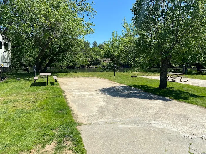Wilson's Riverfront RV Park Picture 7