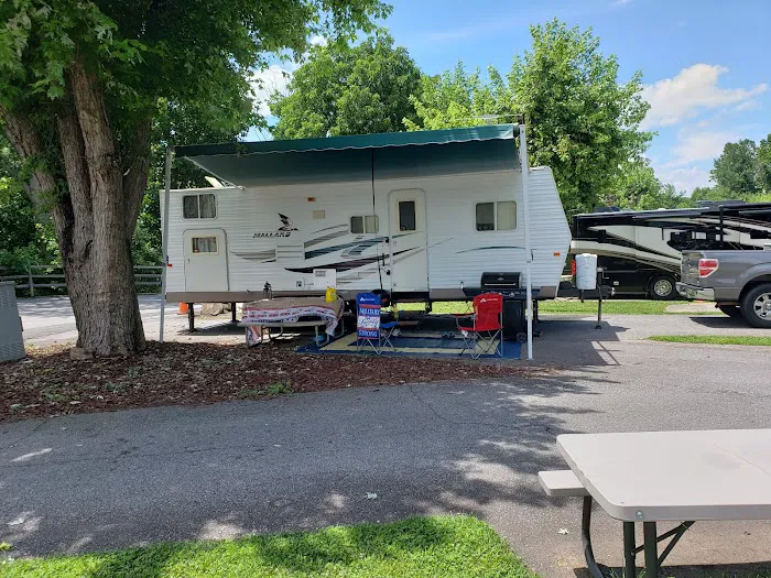 Asheville Bear Creek RV Park Picture 7