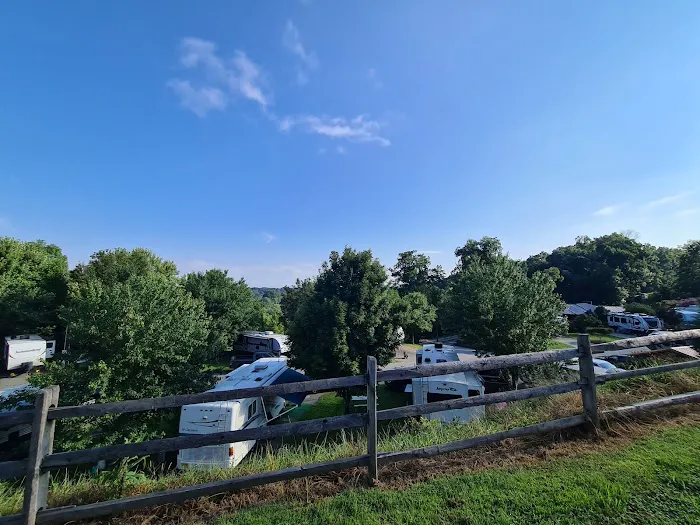 Asheville Bear Creek RV Park Picture 6