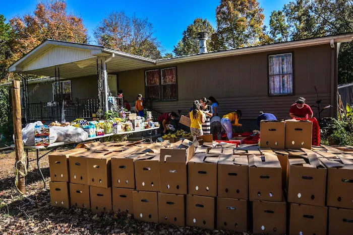 Hilltop Mobile Home Park Picture 2
