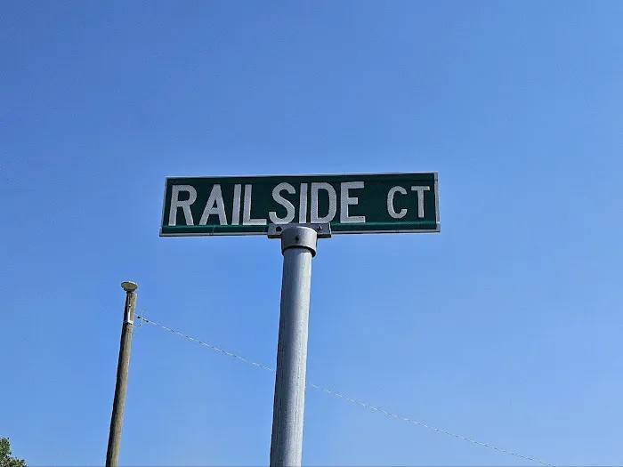 Railside RV Park Picture 7