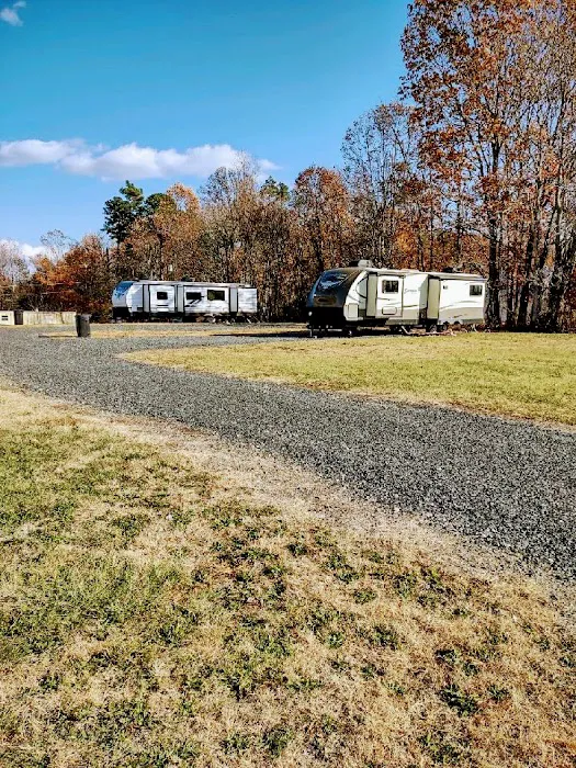 Railside RV Park Picture 4