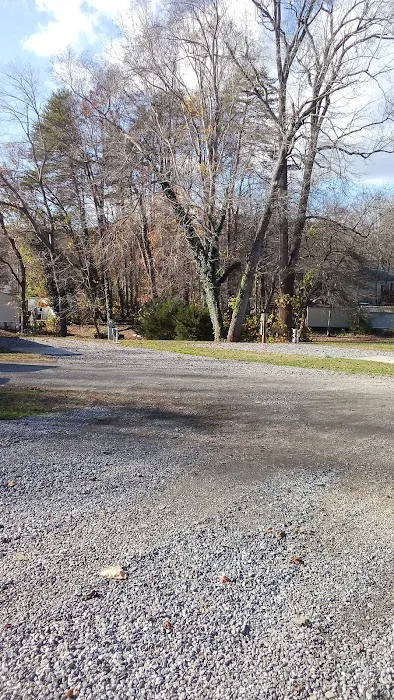 Creekside RV Park Picture 8