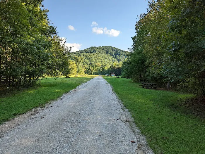 White Sulphur Horse Camp Picture 9