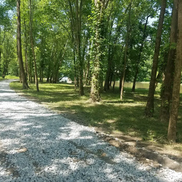 Lawrence Creek Campground Picture 1